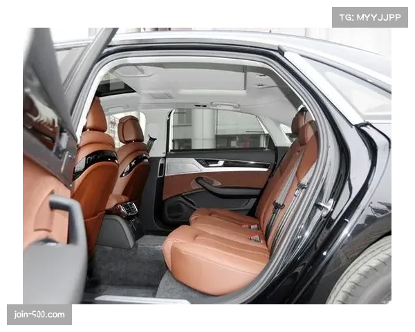 凯恩支点作用明显，吸引防守为格纳布里等后排插上创造空间